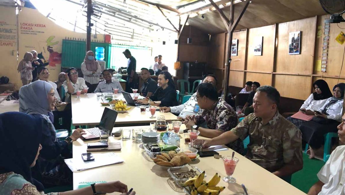 Kunjungan Wamenham mendiskusikan penyelesaian pelanggaran HAM