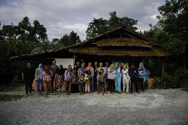 Rumah Belajar Poso. Ini adalah rumah belajar pertama yang diinisiasi oleh SKP-HAM Sulawesi Tengah pada tahun 2016.